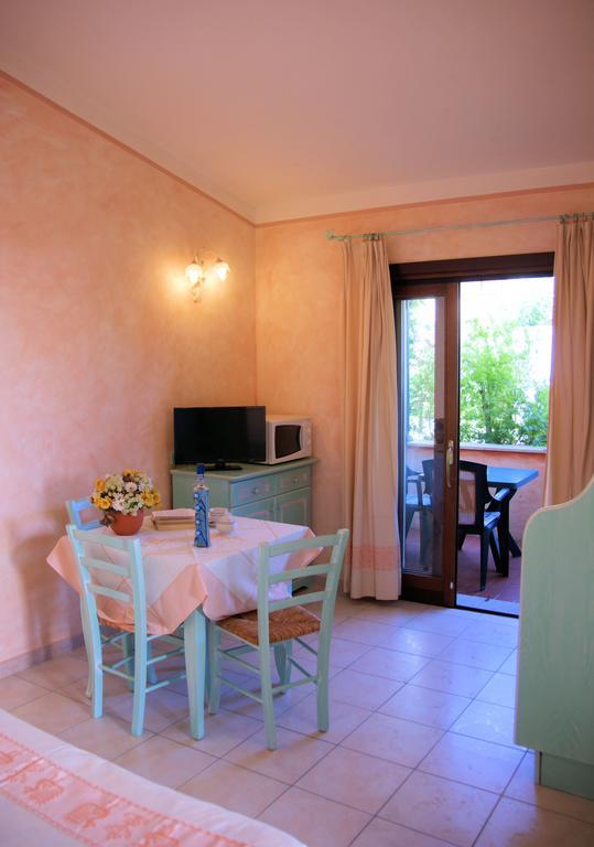 Residence Riva Azzurra Cannigione Room photo