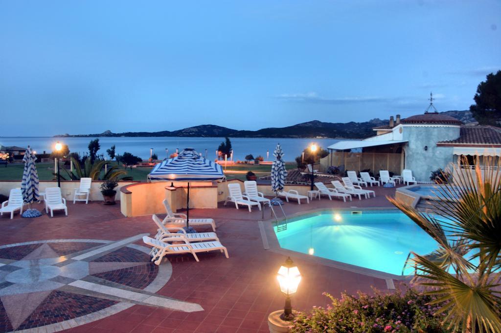 Residence Riva Azzurra Cannigione Exterior photo