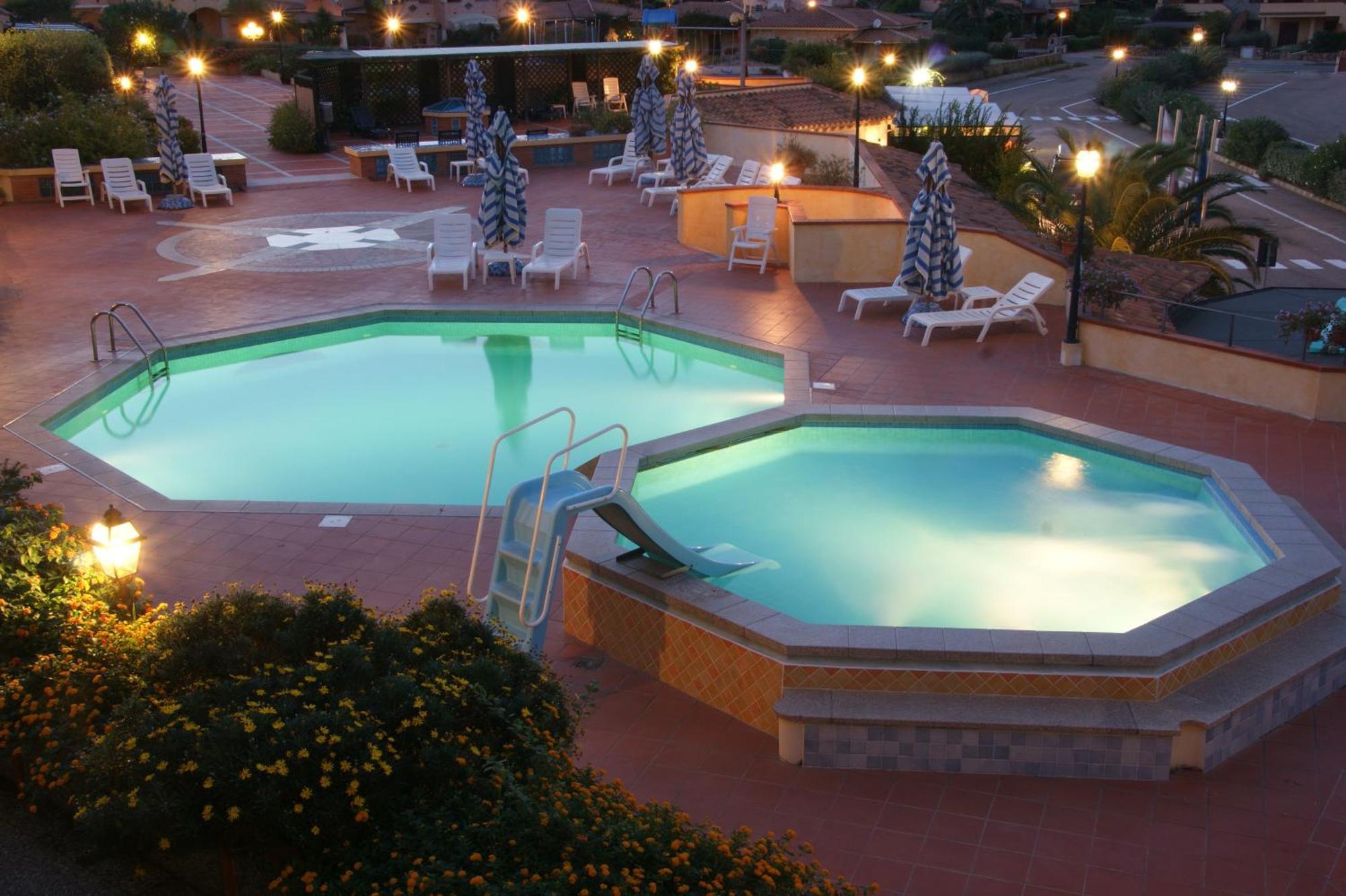 Residence Riva Azzurra Cannigione Exterior photo