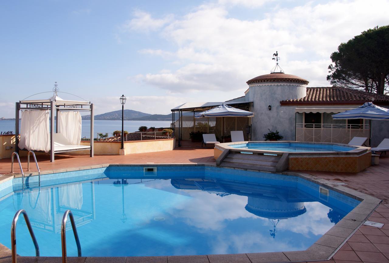 Residence Riva Azzurra Cannigione Exterior photo